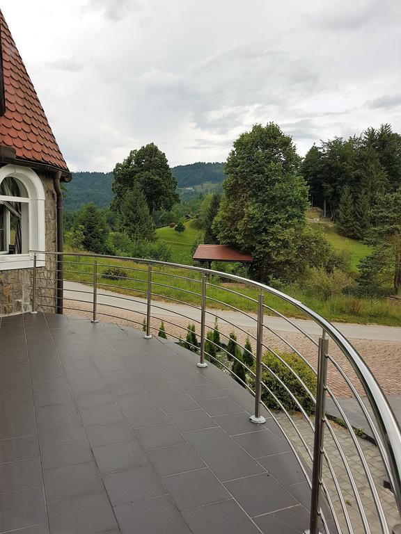 Gladiaterra Castle Hotel Smrecje ภายนอก รูปภาพ