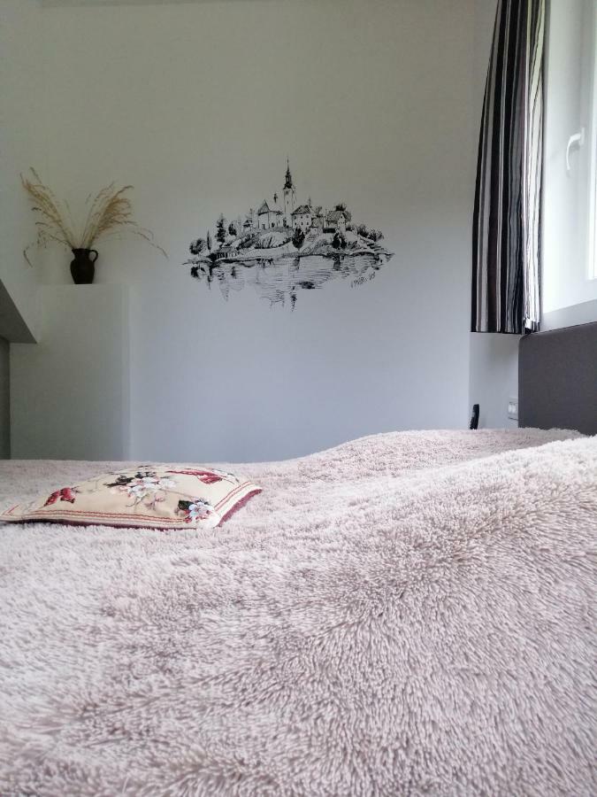 Gladiaterra Castle Hotel Smrecje ภายนอก รูปภาพ